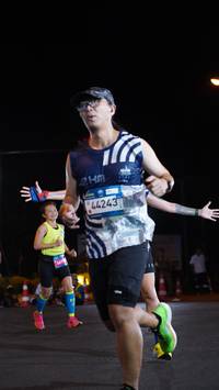 BIB: 44243
                            <button type="button" onclick="openModal(23058152)" class="btn btn-primary btn-sm float-right btn-popup" data-toggle="modal" data-target=".modal-high-quality">
                        <i class="fas fa-shopping-cart"></i> Add to Cart
                    </button>
                                            <button type="button" onclick="isThisMe(23058152, true)" class="btn btn-success btn-sm float-right btn-popup btn-isme hidden" data-toggle="tooltip" data-placement="bottom" title="นี่คือรูปของคุณใช่ไหม คลิกที่นี่เพื่อเอาเข้าอัลบั้ม">
                        <i class="fas fa-plus"></i> Add to album
                    </button>
                    <button type="button" onclick="isThisMe(23058152, false)" class="btn btn-warning btn-sm float-right btn-popup btn-isnotme hidden">
                        <i class="fas fa-ban"></i> Remove from album
                    </button>